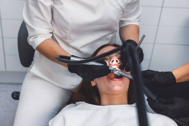 Best Emergency Tooth Extraction in Oxoboxo River, CT